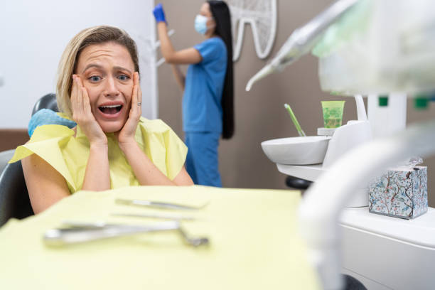 Best Emergency Dental Extractions in Forest Lake, IL